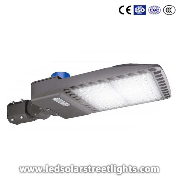 2.led street light with photocell